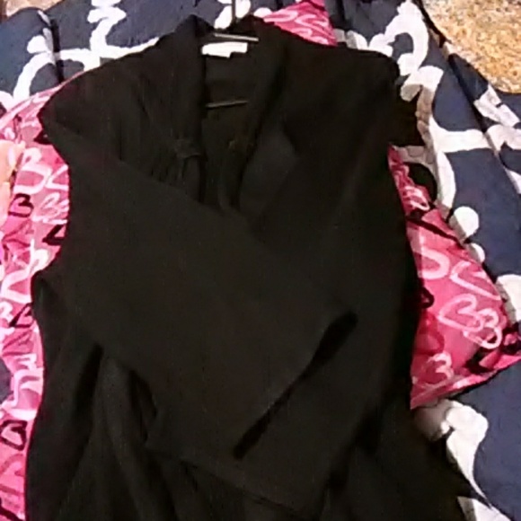 🖤Sag Harbor 2 Piece Sweater with Sequin Accents🖤 - Picture 5 of 8